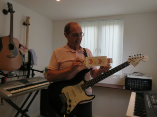 Guitar Scales Finder and Transposer